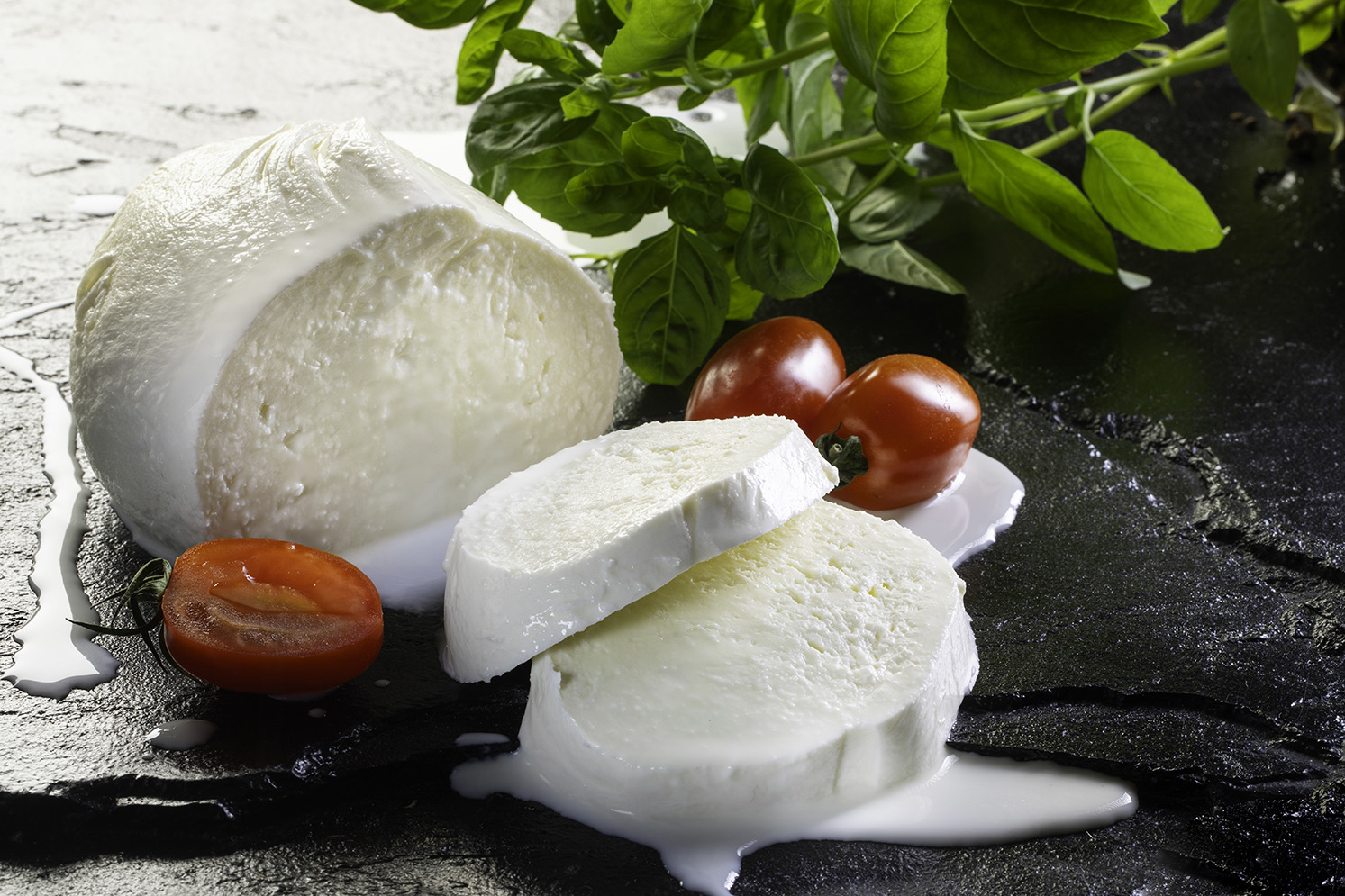parthenope mozzarella cover 3