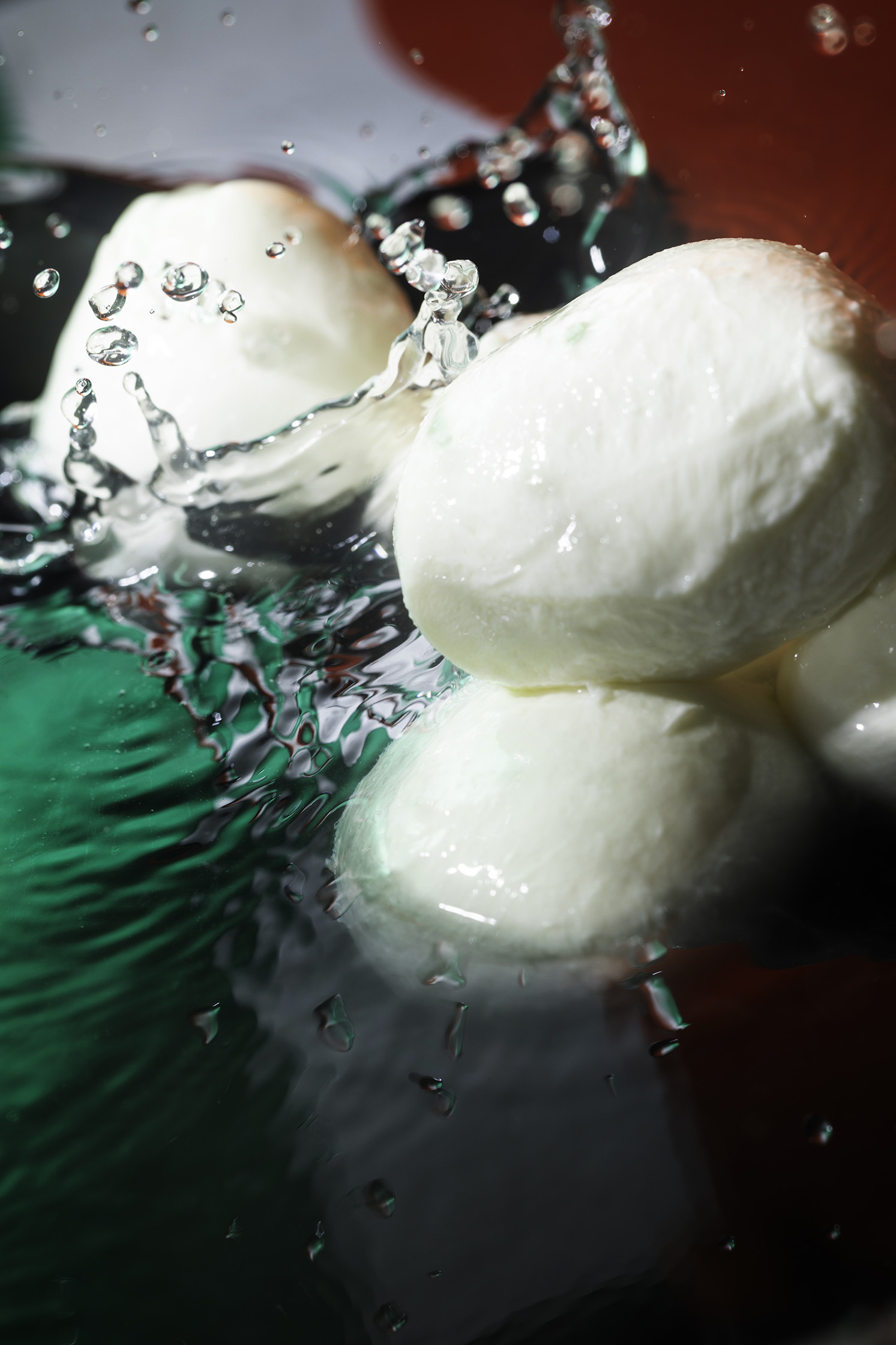 parthenope mozzarella cover